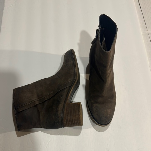 Franco Sarto Marlene leather upperBrown Ankle Boots thick heel zipper sides 7.5 - Picture 1 of 11